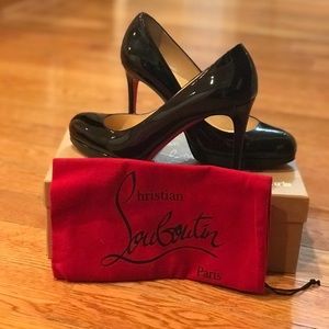 Christian Louboutin Black Pumps